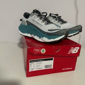 New Balance Fresh Foam X Trail More V3 Mens 8 US Womens 9.5 US